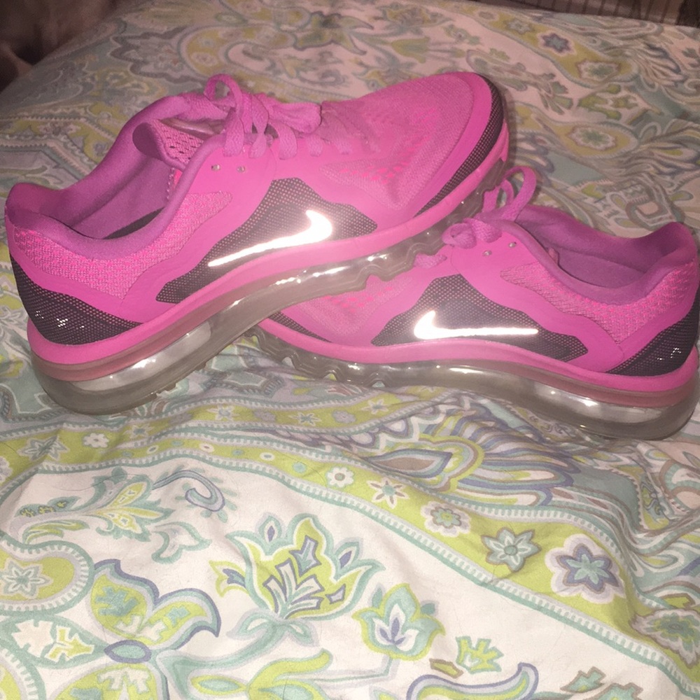 Breast Cancer Nike Women Sneakers💕